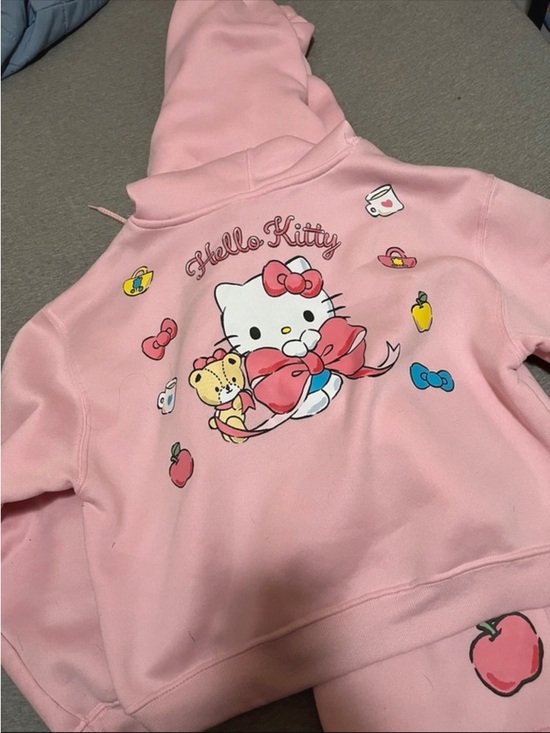 Hello Kitty Pink Hooded Sweatshirt And Pants Set - Picture 2 of 4